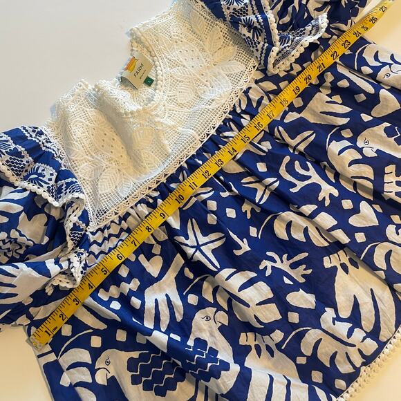 Farm Rio Jungle Scarf Ruffle Lace Blouse Womens Large Blue White Flutter Sleeve - Picture 9 of 11